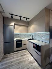 Кухня в древесном стиле